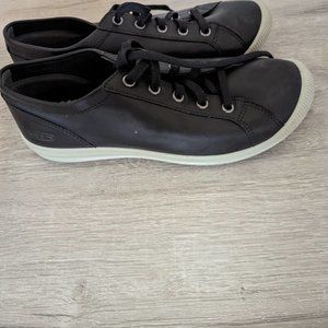 Keen Women's LORELAI SNEAKER